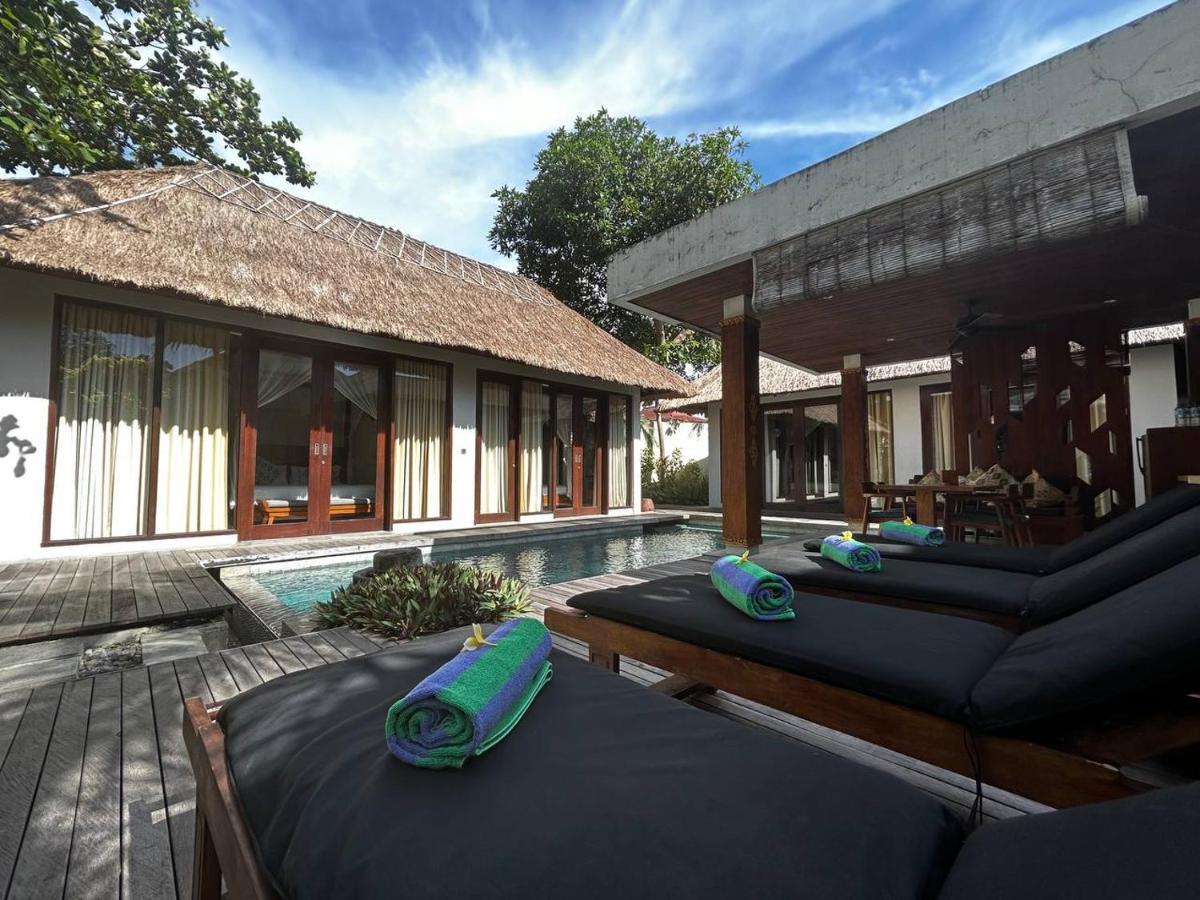 Regali Villa Canggu Exteriör bild