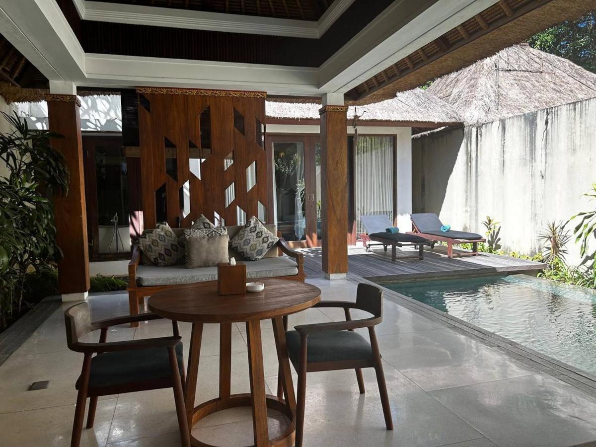 Regali Villa Canggu Exteriör bild